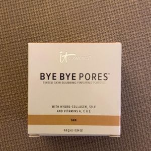 Bye Bye Pores Finishing Powder in Tan
